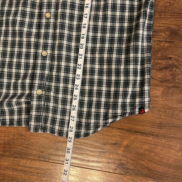 Men’s Cotton Long Sleeve Plaid Woolrich Button Down Shirt, Sz. M. - Picture 9 of 11